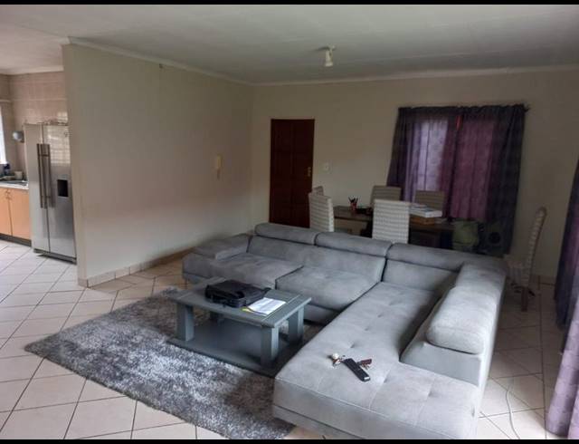 3 BEDROOM PROPERTY TO RENT IN CLAREMONT